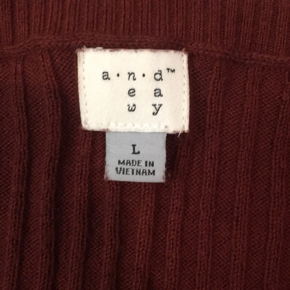 ☀️3/$24☀️ Ribbed Sweater - Picture 3 of 6